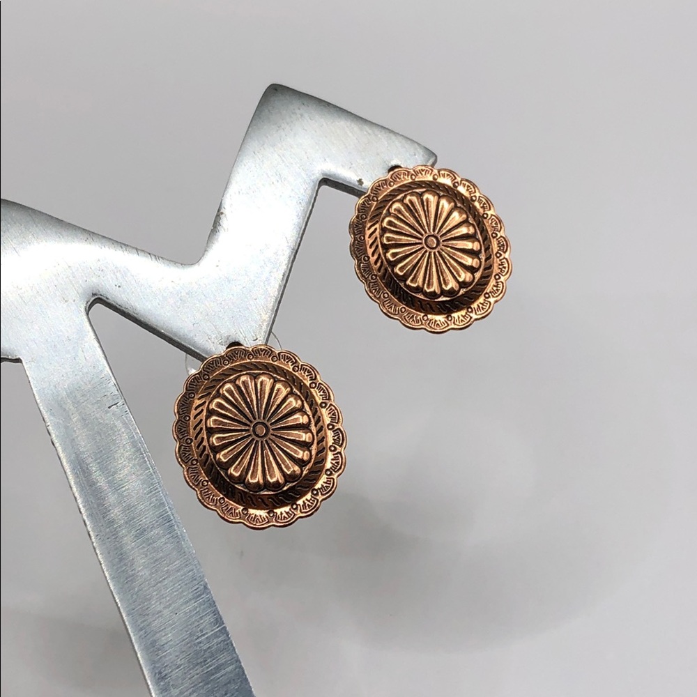 Vintage WM Co Solid Copper Southwestern Boho Textured Earrings Light.